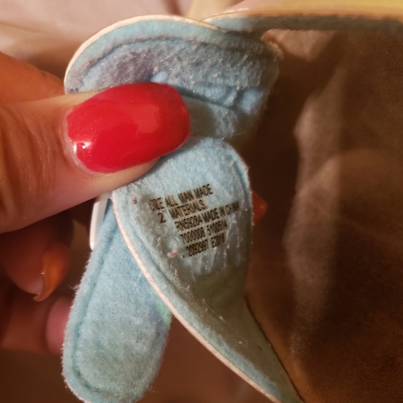 Girls Slides - Picture 4 of 5